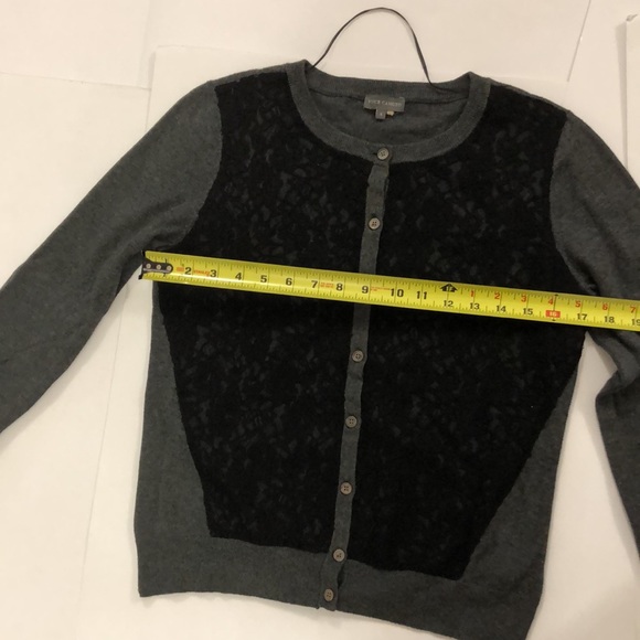 Vince Camuto S Cardigan Grey Sweater Black Lace Button Down Excellent Condition - Picture 6 of 7